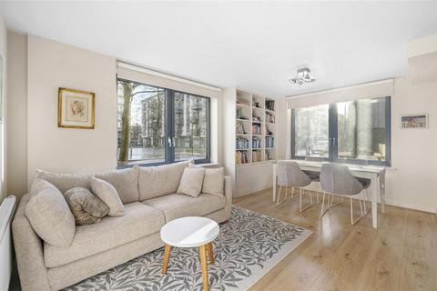 1 bedroom flat for sale, Hollyfield, Finsbury Park