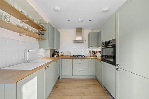 1 bedroom flat for sale, Hollyfield, Finsbury Park