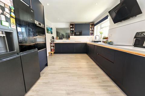 6 bedroom detached house for sale, St. Pauls Road, Clacton-on-sea CO15