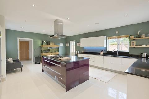 4 bedroom detached house for sale, Clifton House Gardens, Shefford SG17