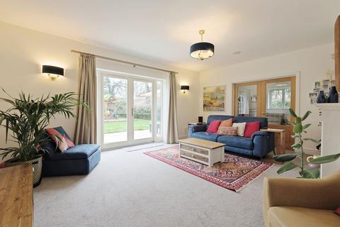 4 bedroom detached house for sale, Clifton House Gardens, Shefford SG17