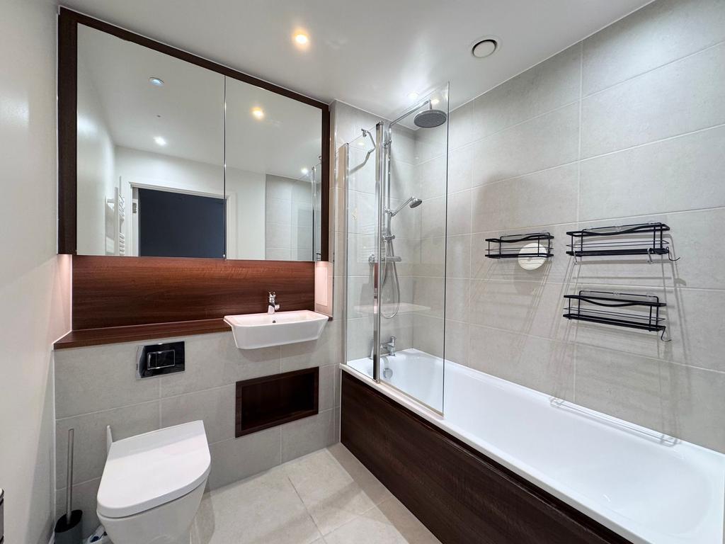 Family bathroom