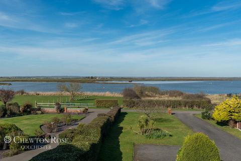 4 bedroom detached house for sale, Esplanade, Maylandsea.