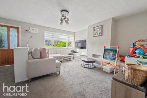 3 bedroom terraced house for sale, Linnet Drive, Chelmsford