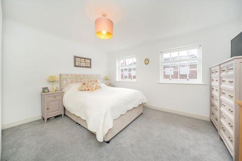 5 bedroom house for sale, Chepstow Close, London SW15
