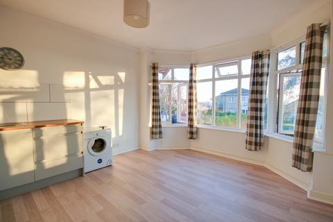 1 bedroom flat for sale, BITTERNE PARK! NO CHAIN! LOW CHARGES! MODERN KITCHEN!