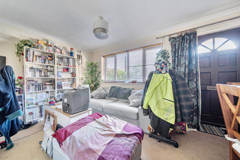 1 bedroom ground floor flat for sale, Haslemere