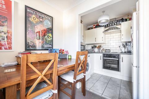 1 bedroom ground floor flat for sale, Haslemere