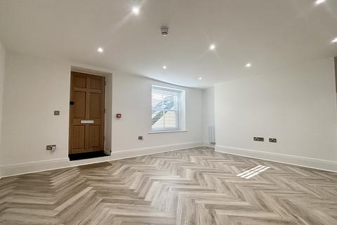 1 bedroom flat to rent, CUMBERLAND PLACE, SO15