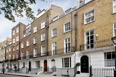 2 bedroom flat to rent, 58-59 Brompton Square London SW3