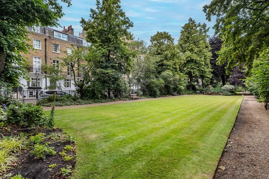 Communal Garden S...