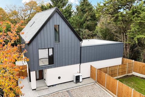 undefined, Penlan, Kingfield Green, Woking, GU22