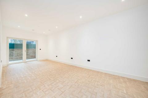 1 bedroom flat to rent, Monarch Square, LONDON SW11