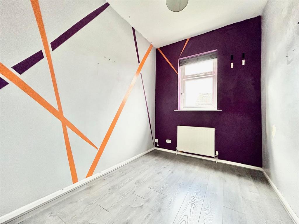 Bedroom 2.jpg
