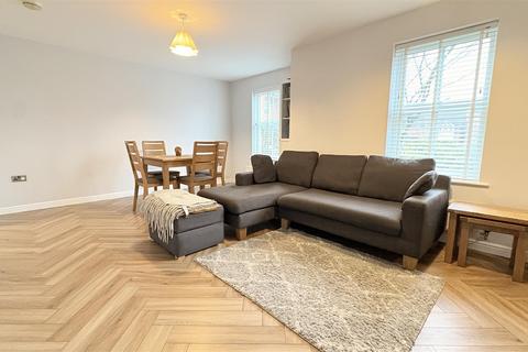 2 bedroom flat for sale, Harlequin Drive, Birmingham B13
