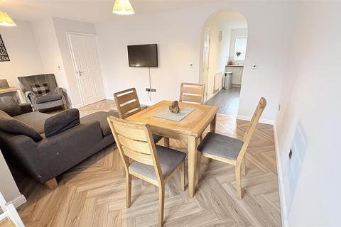 2 bedroom flat for sale, Harlequin Drive, Birmingham B13