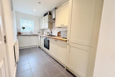 2 bedroom flat for sale, Harlequin Drive, Birmingham B13