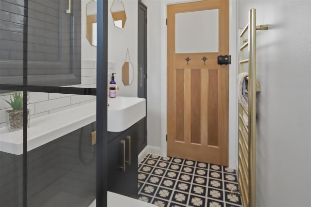 Bathroom 2
