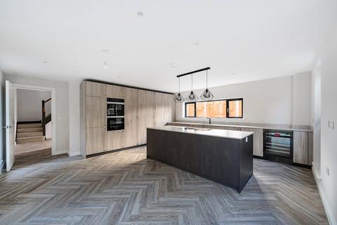 4 bedroom detached house for sale, Penlan, Kingfield Green, Woking, GU22