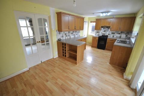 2 bedroom semi-detached house for sale, Eastgate, Moorends, Doncaster