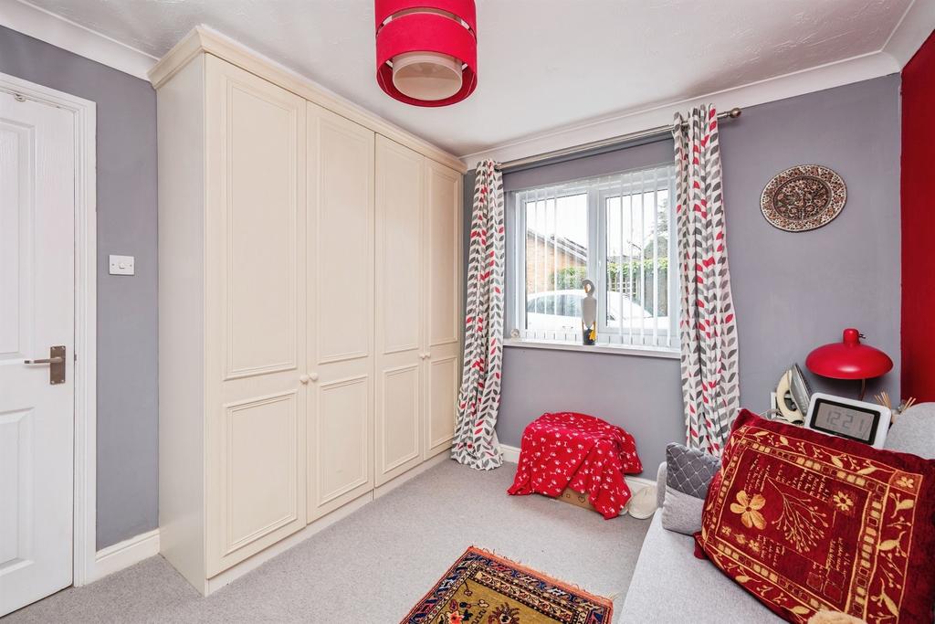 Bedroom: