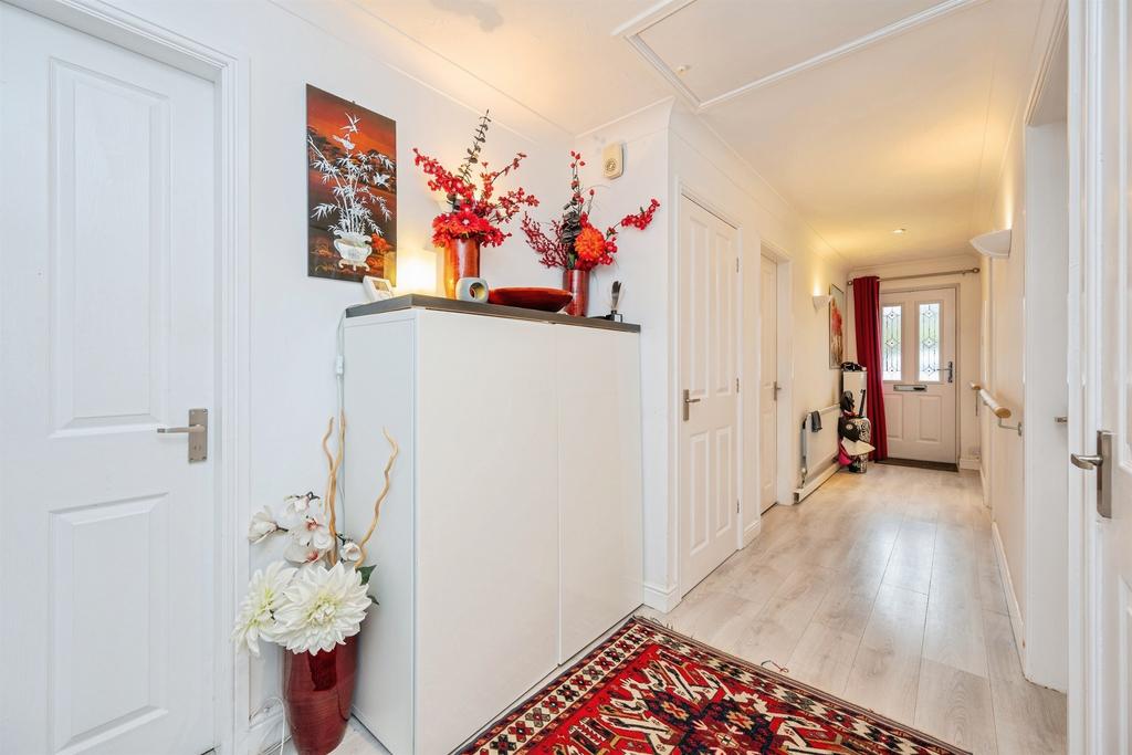 Entrance Hallway: