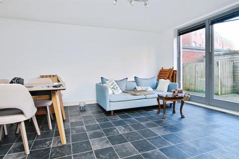 4 bedroom end of terrace house for sale, Wall Street, Plymouth