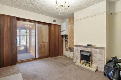 3 bedroom semi-detached house for sale, Crest Road, London, NW2