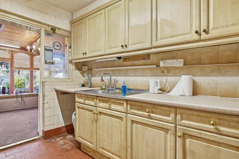 3 bedroom semi-detached house for sale, Crest Road, London, NW2