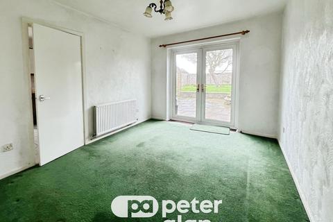 undefined, Heol Mair, Pen-y-bont ar Ogwr, CF31