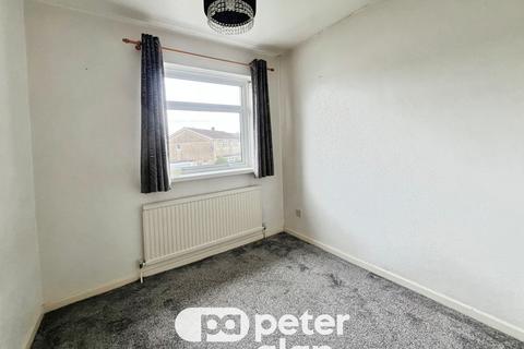 undefined, Heol Mair, Pen-y-bont ar Ogwr, CF31