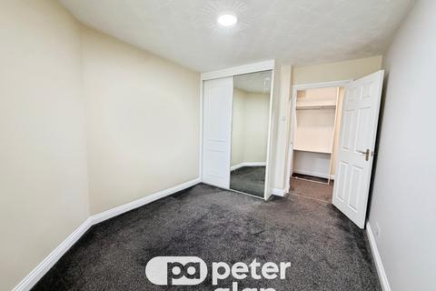 1 bedroom flat to rent, Gwern Avenue, CAERPHILLY, CF83