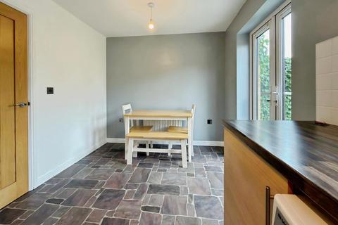 3 bedroom semi-detached house to rent, Ynys Bery Close, CAERPHILLY, CF83