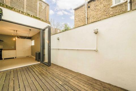 5 bedroom terraced house for sale, Westville Road, London W12