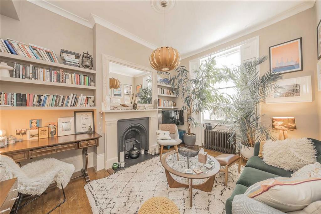 Living room, fireplace