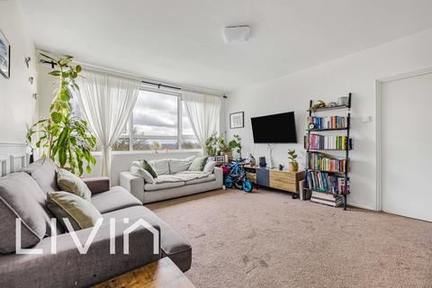 undefined, South Norwood SE25