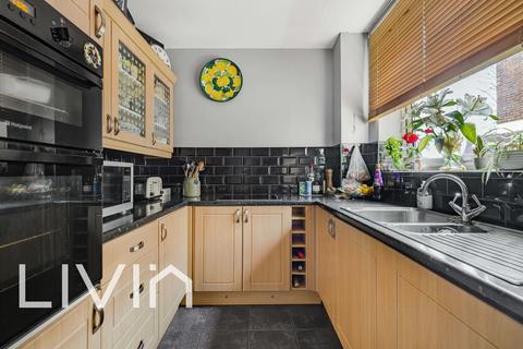 undefined, South Norwood SE25