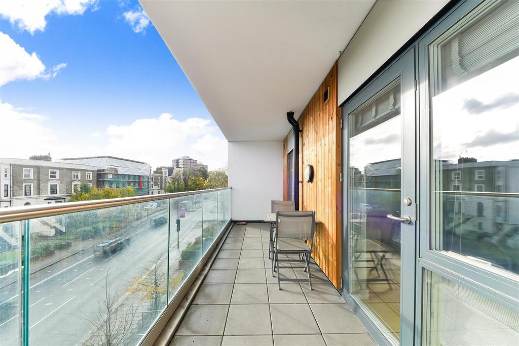 Flat 11 275 Camden Road Terrace.jpg