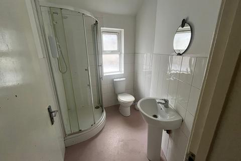 1 bedroom flat to rent, Albany Road, Cardiff, CF24