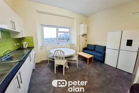 1 bedroom in a house share to rent, Walter Road, SWANSEA, SA1