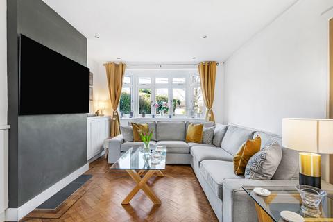 3 bedroom semi-detached house for sale, Keston Avenue, COULSDON, CR5 1HN