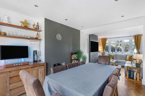 3 bedroom semi-detached house for sale, Keston Avenue, COULSDON, CR5 1HN