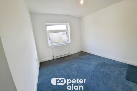 3 bedroom property to rent, Beaumont Crescent, SWANSEA, SA1