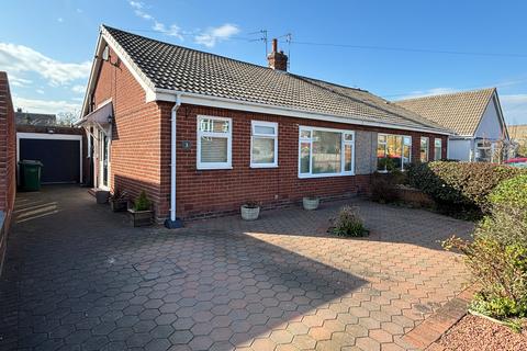 2 bedroom semi-detached bungalow for sale, Monkridge, Whitley Lodge, Whitley Bay, NE26 3EQ
