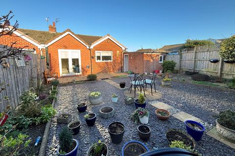 2 bedroom semi-detached bungalow for sale, Monkridge, Whitley Lodge, Whitley Bay, NE26 3EQ