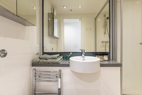 1 bedroom private hall to rent, Platinum En Suite at Dunaskin Mill, 5 Dunaskin Court G11