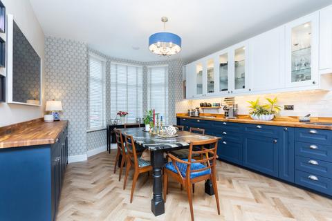 3 bedroom detached house for sale, Durham Avenue, Lytham St Annes, FY8