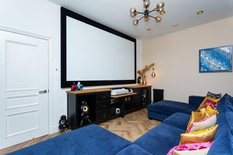 Durham Avenue, Lytham St Annes, FY8