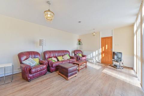 3 bedroom flat to rent, Cherry Laurel Walk, Brixton Hill, London, SW2