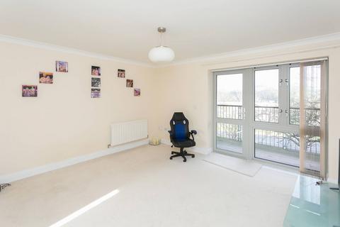 1 bedroom flat to rent, Hartswood Close WD23, Bushey, WD23